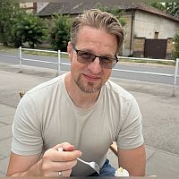 Porträt von Zoltán Péter, dem Autor von AutoSplitter